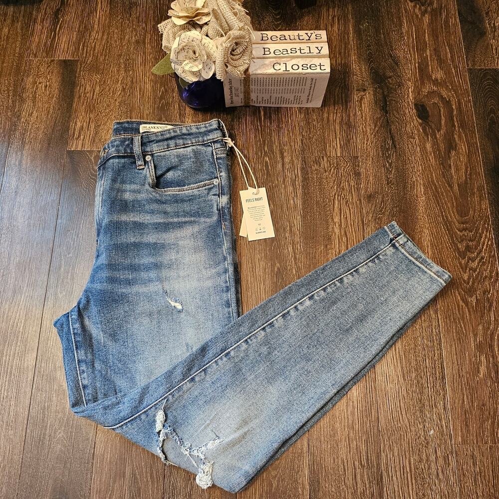 BlankNYC Skinny Jeans Medium Blue Wash The Bond Ankle Distressed Jean 31 NWT
